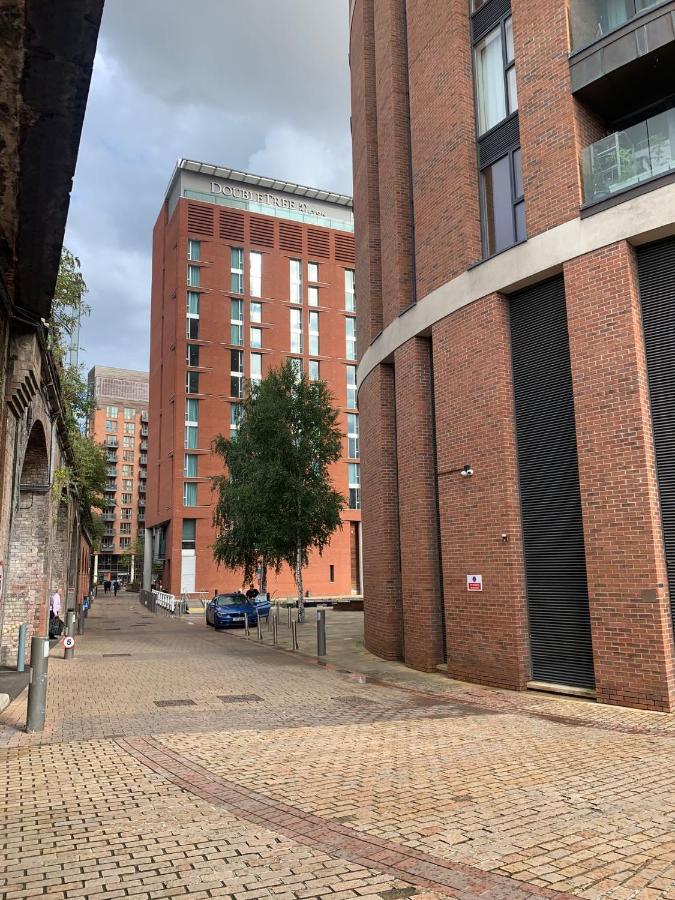 2 Bed Apartment In Granary Wharf Leeds 리즈 외부 사진